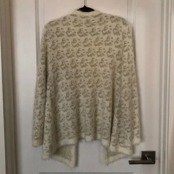 Anthropologie Raga Cassidy Eyelash Cardigan - Picture 6 of 8